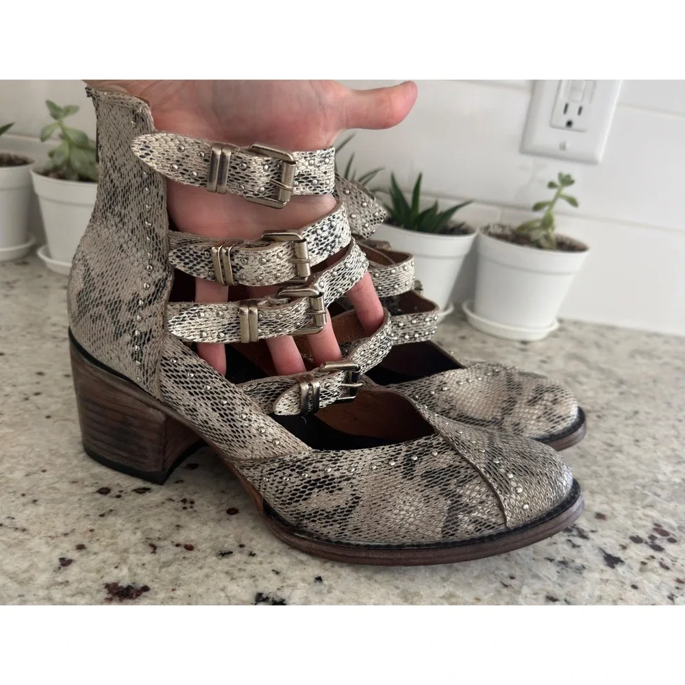 Freebird by Steven Felicity‎ Leather Snakeskin Studded Block Heel Shoes Size 8